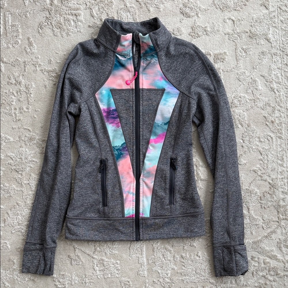 IVIVVA Girls (Lululemon) Align Jacket Size 10